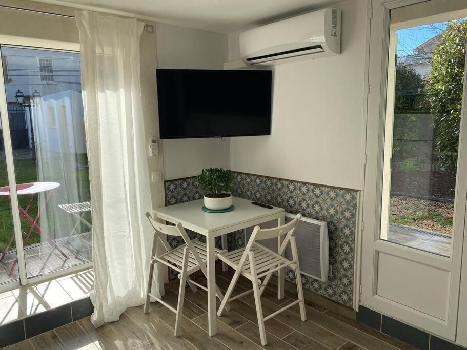 Charmant Studio Avec Jardin Avignon Exterior foto